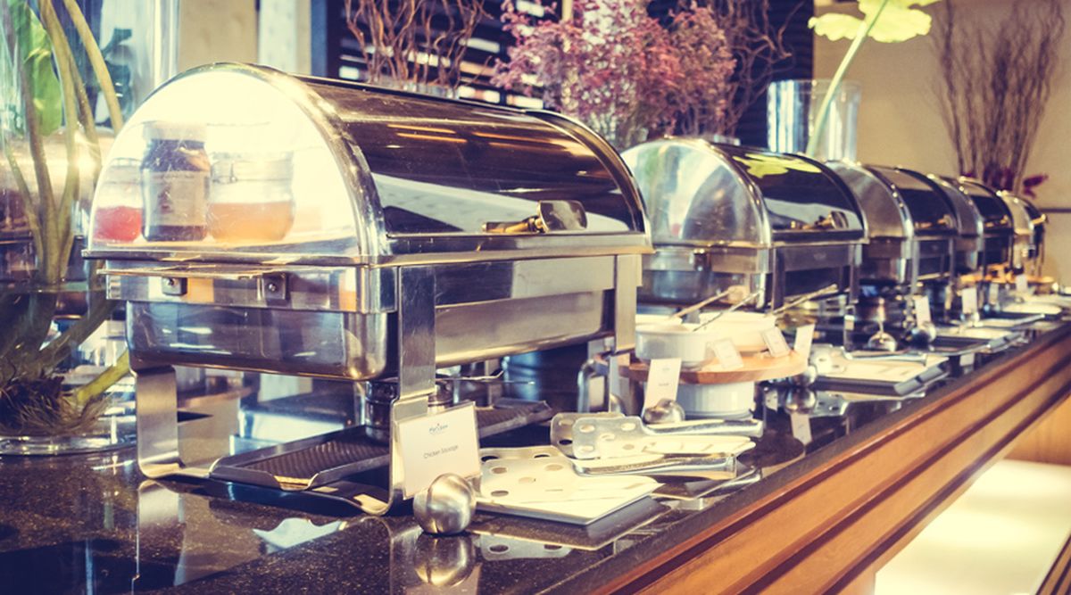 Eventi in location non attrezzate: il ruolo strategico del noleggio attrezzature catering